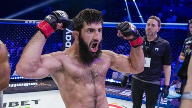 VIDEO: 'The Lazy King' Abdoul Abdouraguimov Scores Dominant First-Round Finish in PFL Debut 